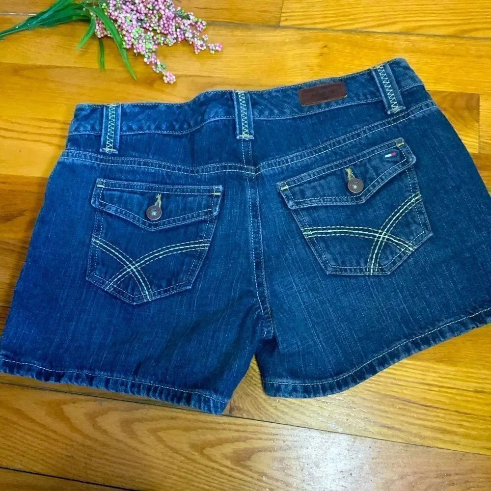 Tommy Hilfiger jean shorts